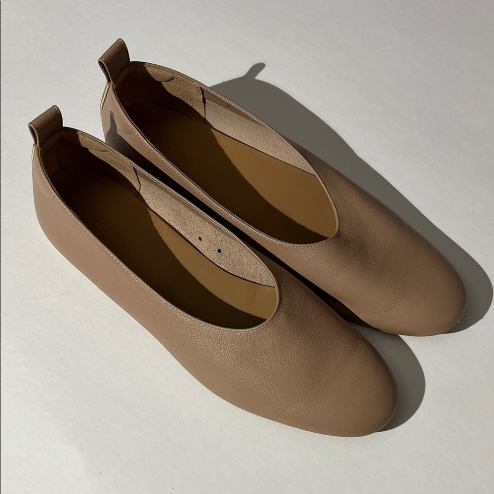 Everlane The Day Glove Leather Tan Neutral Ballet Flats sz 9 Shoes Made in Italy